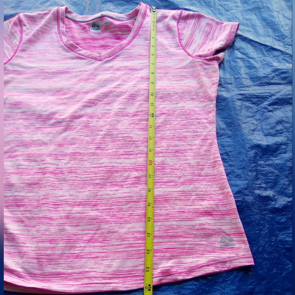 Reebok Women's Pink V-Neck Top - Picture 2 of 9